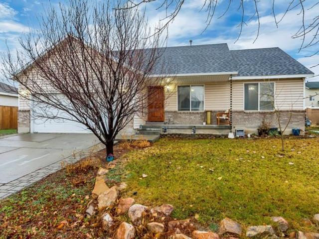 House for sale in Grantsville, Utah