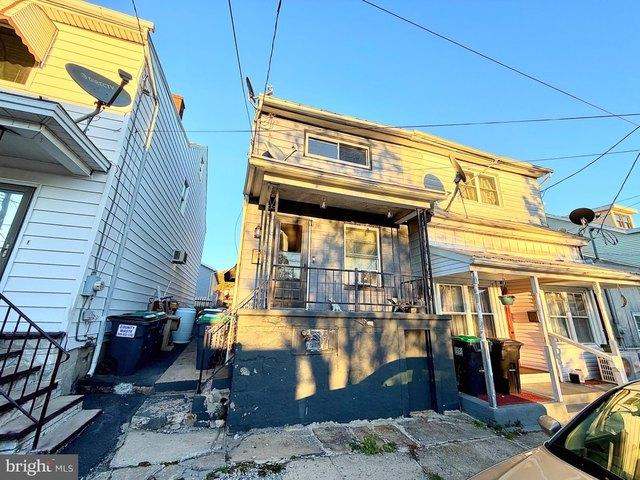 Townhouse for sale in Frackville, Schuylkill County