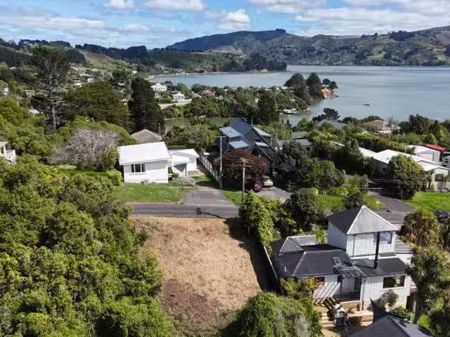 House for sale in Otakou