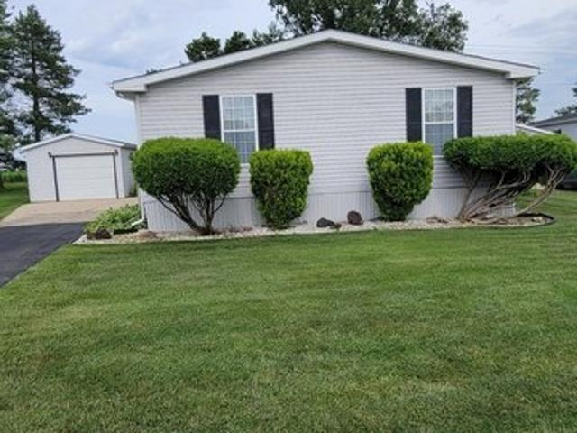 House for sale in Beecher, Illinois