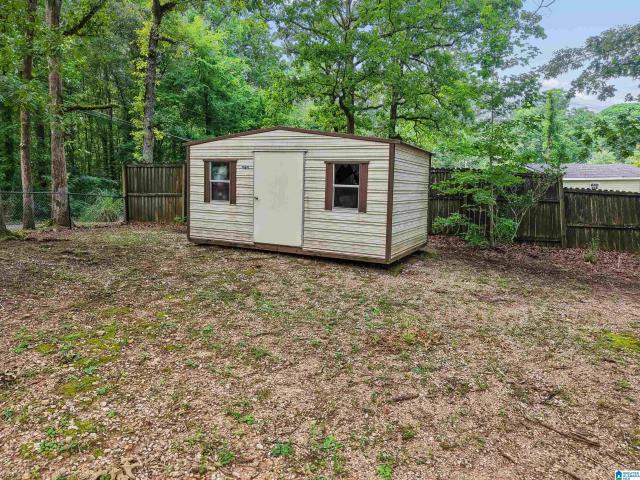 House for sale in Alpine, Alabama