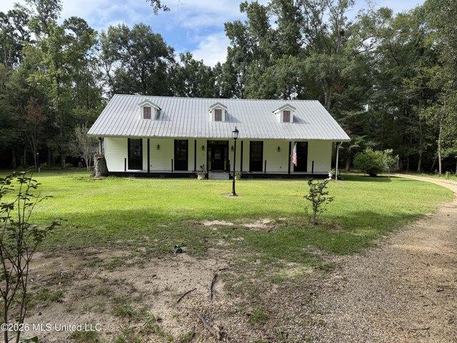 House for sale in Carriere, Mississippi