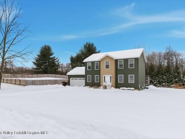 House for sale in Saratoga, New York