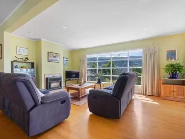 House for sale in Linden, Wellington