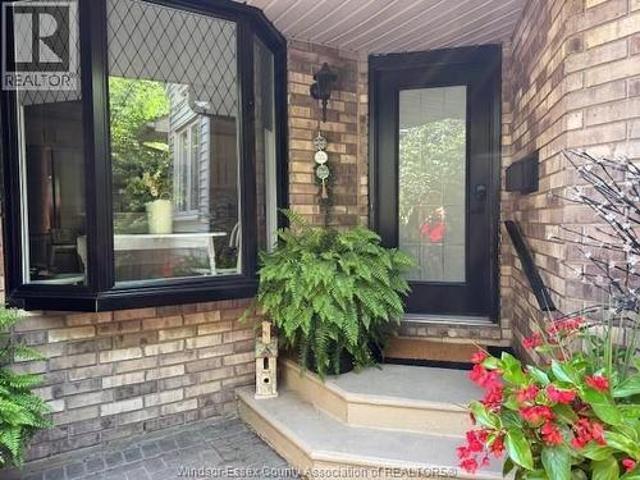 House for sale in Kingsville, Southwestern Ontario