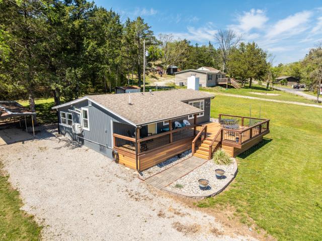House for sale in Stone, Missouri