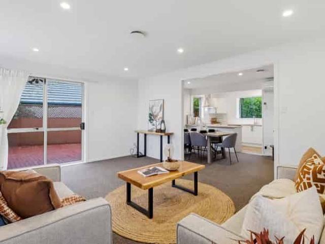House for rent in Chaslands, Canterbury