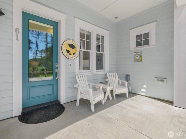 House for sale in Pacific Beach, Washington