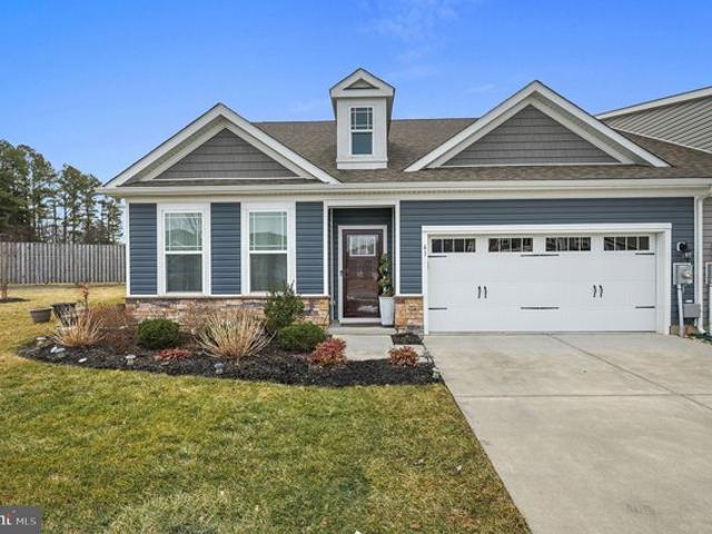 Townhouse for sale in Delaware