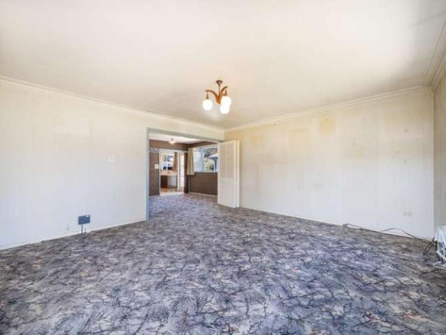House for sale in Stokes Valley, Lower Hutt