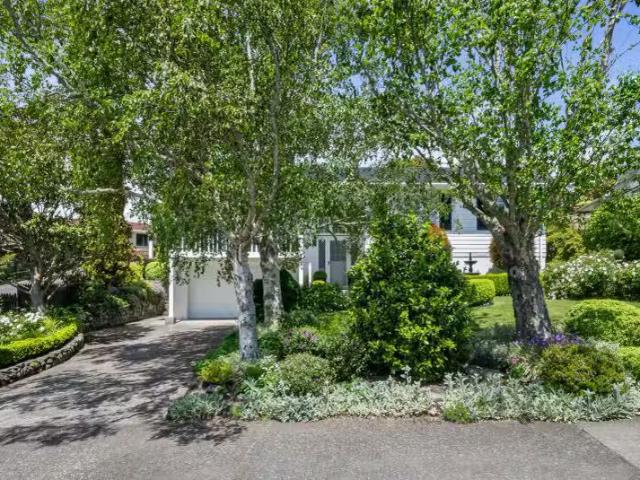 House for sale in Pauatahanui, Wellington