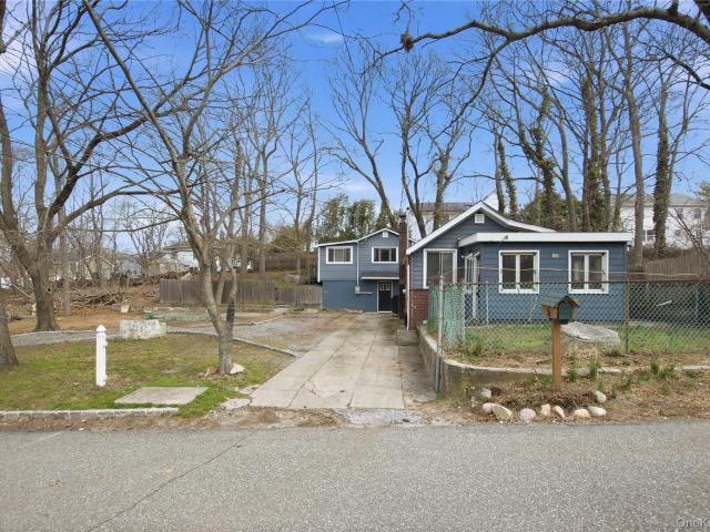 House for sale in Centereach, New York