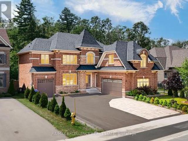 House for sale in Springwater House for sale in Springwater