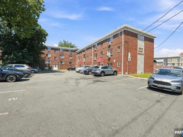 Condo for sale in Belleville, New Jersey