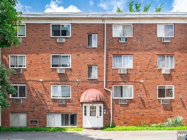 Condo for sale in Belleville, New Jersey