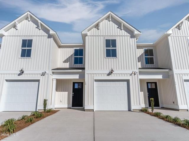 Townhouse for sale in Hampstead, North Carolina