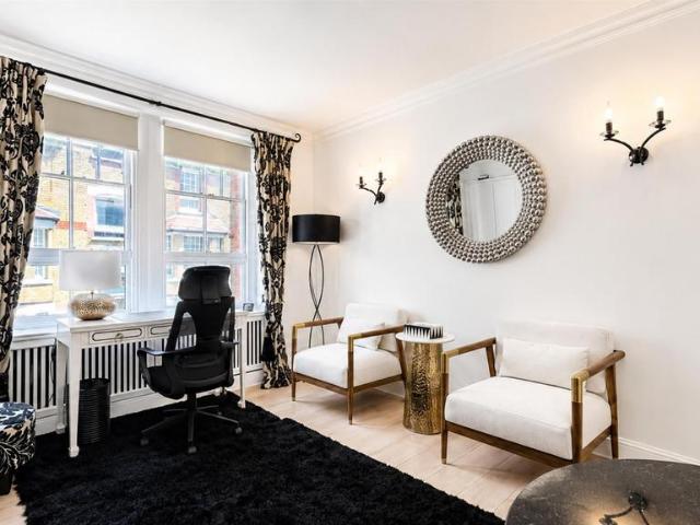 House for rent in Chelsea, Greater London