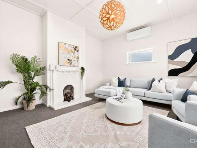 House for sale in Days Bay, Wellington