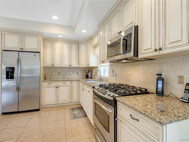House for sale in Bohemia, New York