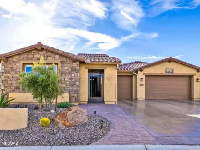 House for rent in Marana