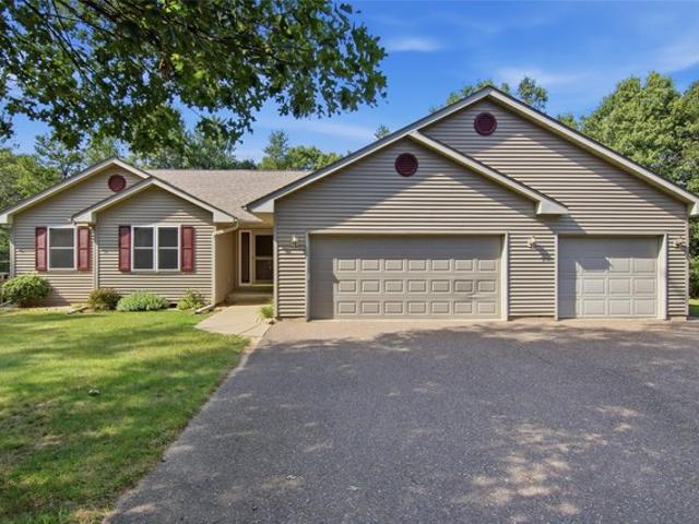 House for sale in Altoona, Wisconsin