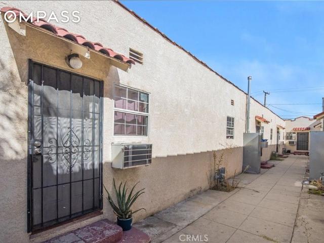House for sale in Huntington Park, California