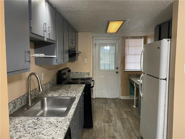 Condo for sale in Metairie, Louisiana