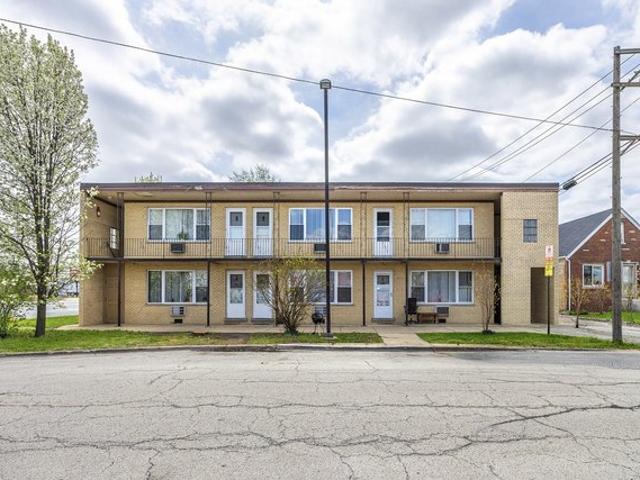 House for sale in Summit Argo, Illinois