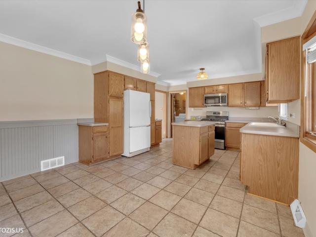 House for sale in Palos Heights, Illinois