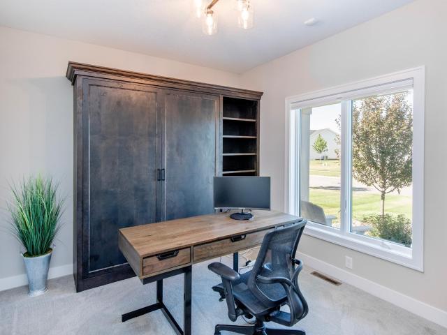 House for sale in Cottage Grove, Minnesota
