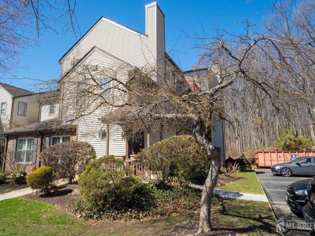 Townhouse for rent in Dayton, New Jersey