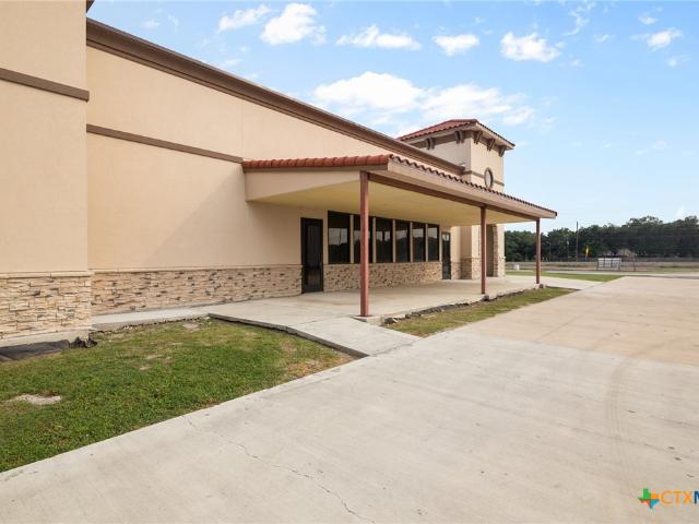 Commercial for sale in Victoria