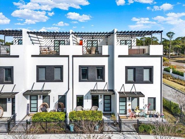 Townhouse for sale in Pinellas Park, Florida