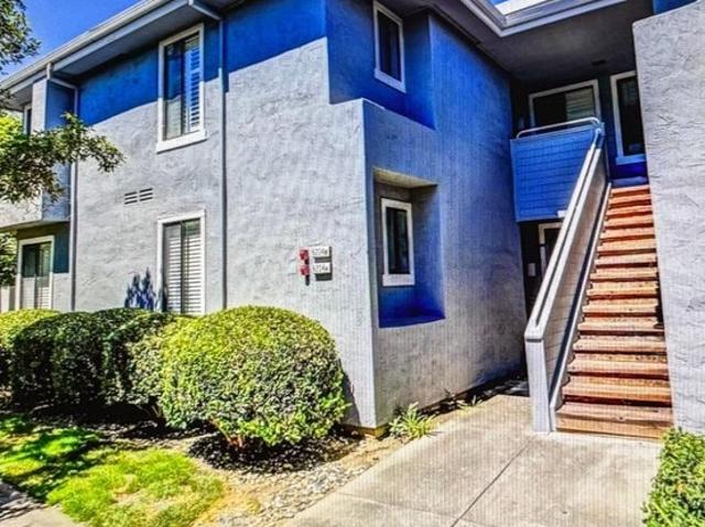 Condo for sale in Newark, California