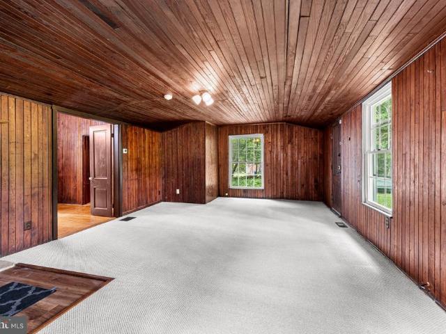 House for sale in Gibsonton, Maryland