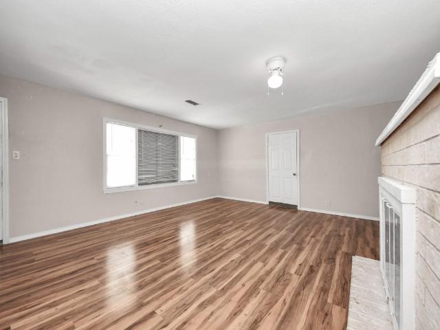 House for sale in Hitchcock, Texas