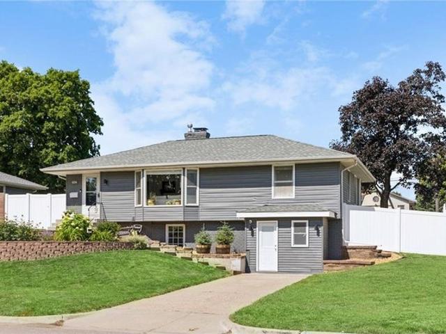 House for sale in Hennepin, Minnesota