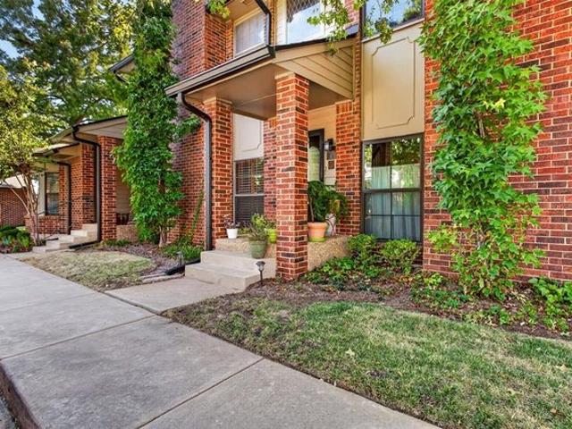Townhouse for sale in Oklahoma City, Oklahoma