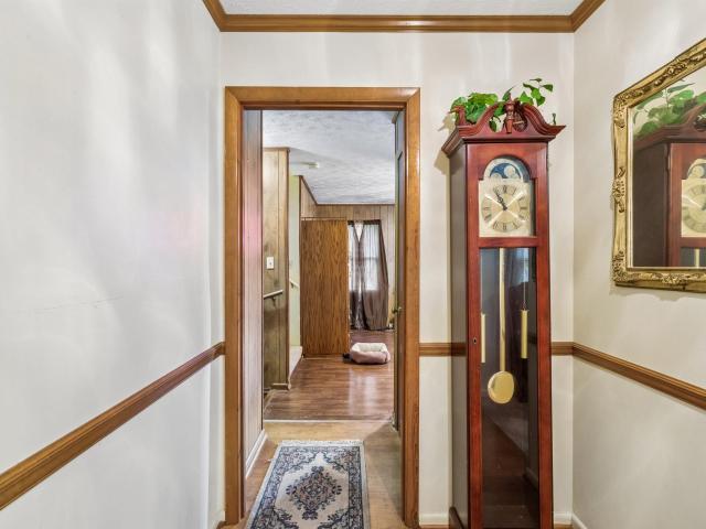 House for sale in Lenlock, Anniston