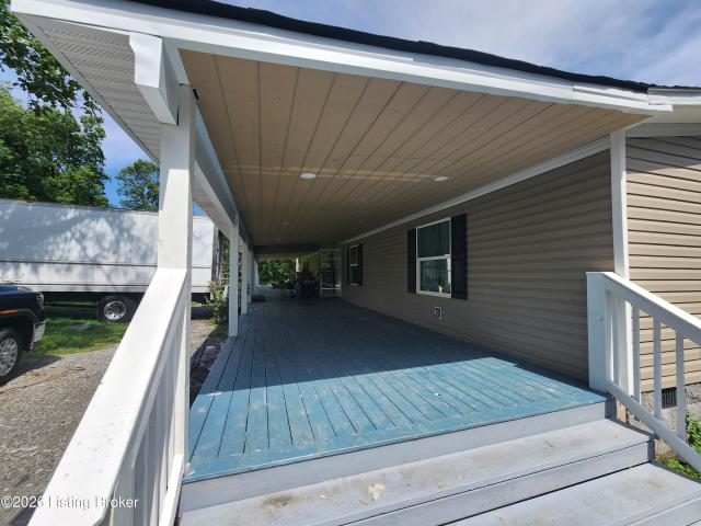 House for sale in Cecilia, Kentucky