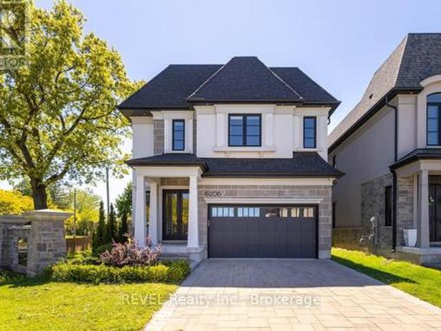 House for sale in Niagara, Ontario