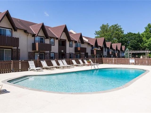 Condo for sale in Kansas