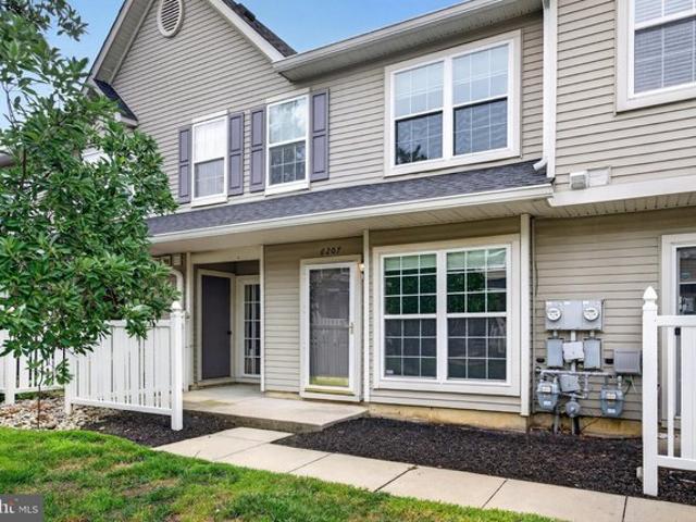 Townhouse for sale in Mount Laurel, New Jersey