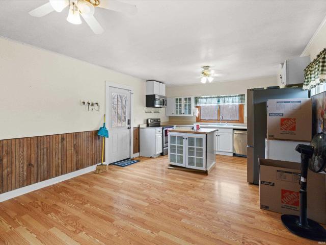 House for sale in Winslow, Indiana