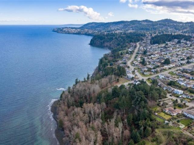Land for sale in Dover, Nanaimo