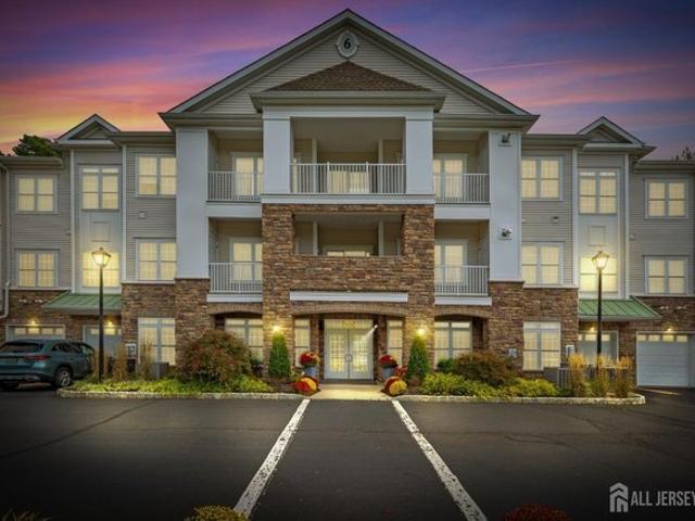 Condo for sale in Cliffwood, New Jersey