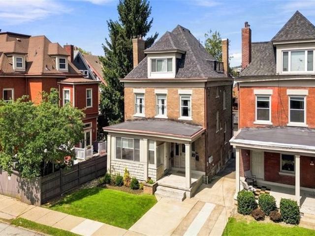 House for sale in Pittsburg, Pennsylvania