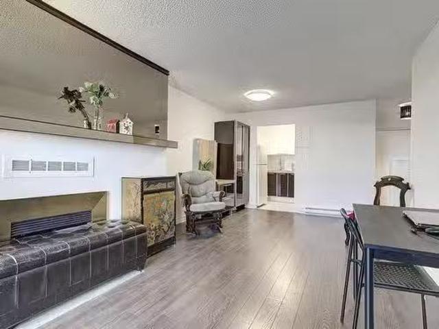 Apartment for rent in Brossard, Quebec