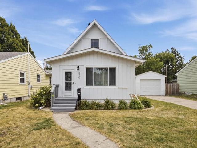 House for sale in Moorhead, Minnesota