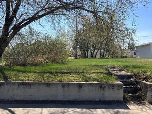 Land for sale in Nipawin, Saskatchewan